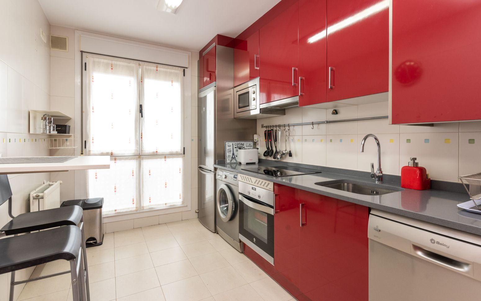 Kitchen of Flat to rent in Oviedo   with Heating, Parquet flooring and Balcony