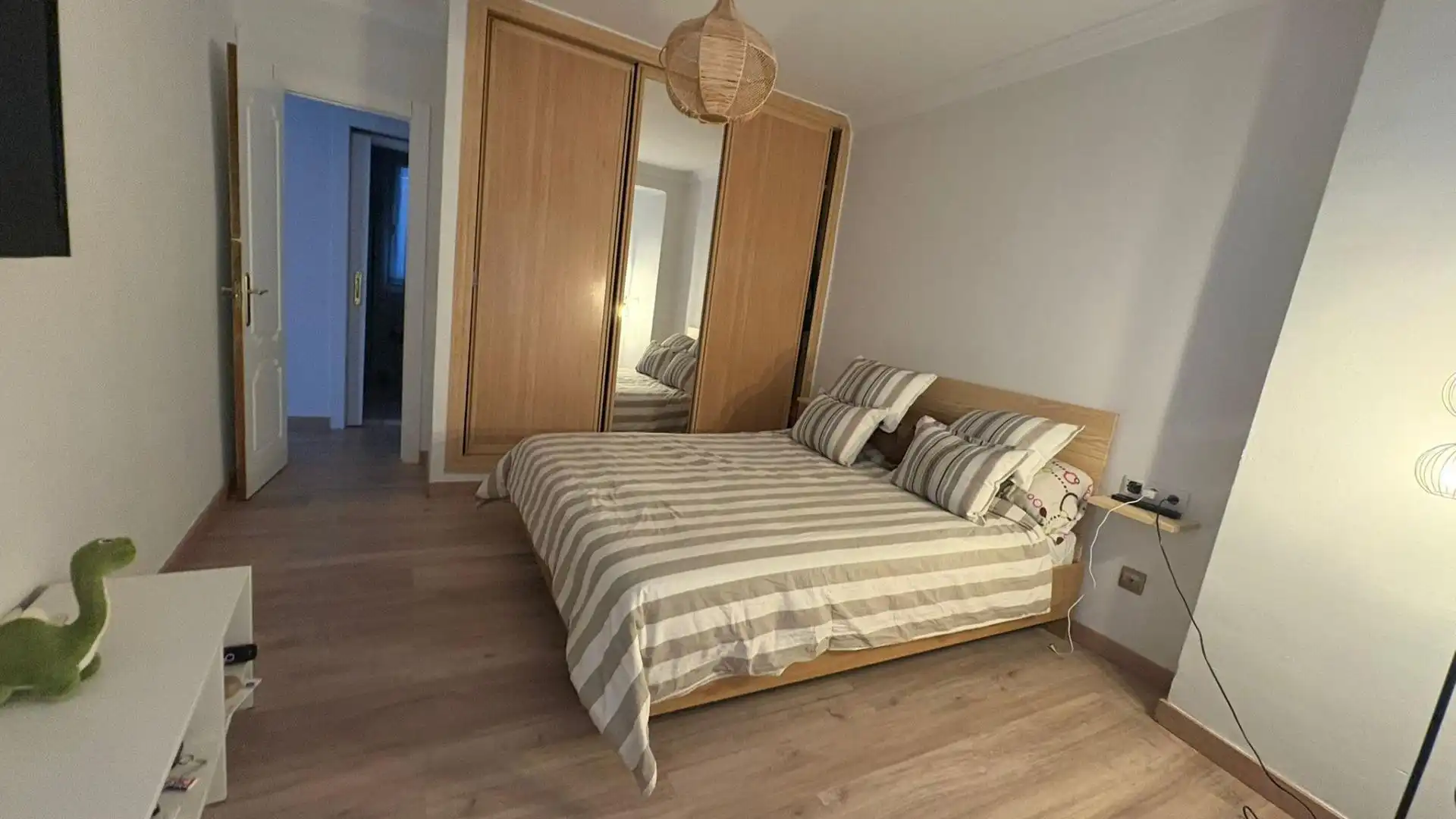 Habitación de Piso en venta en Málaga con Aire acondicionado, Amueblado y Balcón