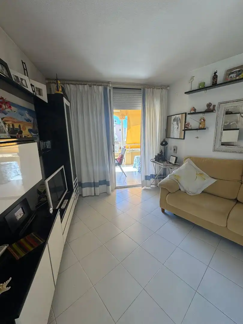 Sala de estar de Ático en venta en Calpe / Calp con Jardín privado, Terraza y Amueblado