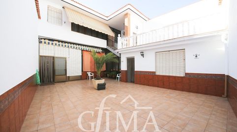 Casa con acabados de primera calidad con una ubicación excelente.