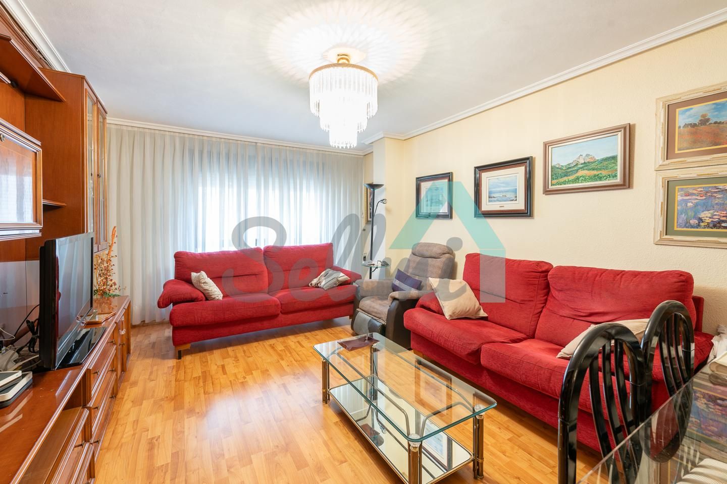 Living room of Flat to rent in Oviedo   with Heating, Parquet flooring and Terrace
