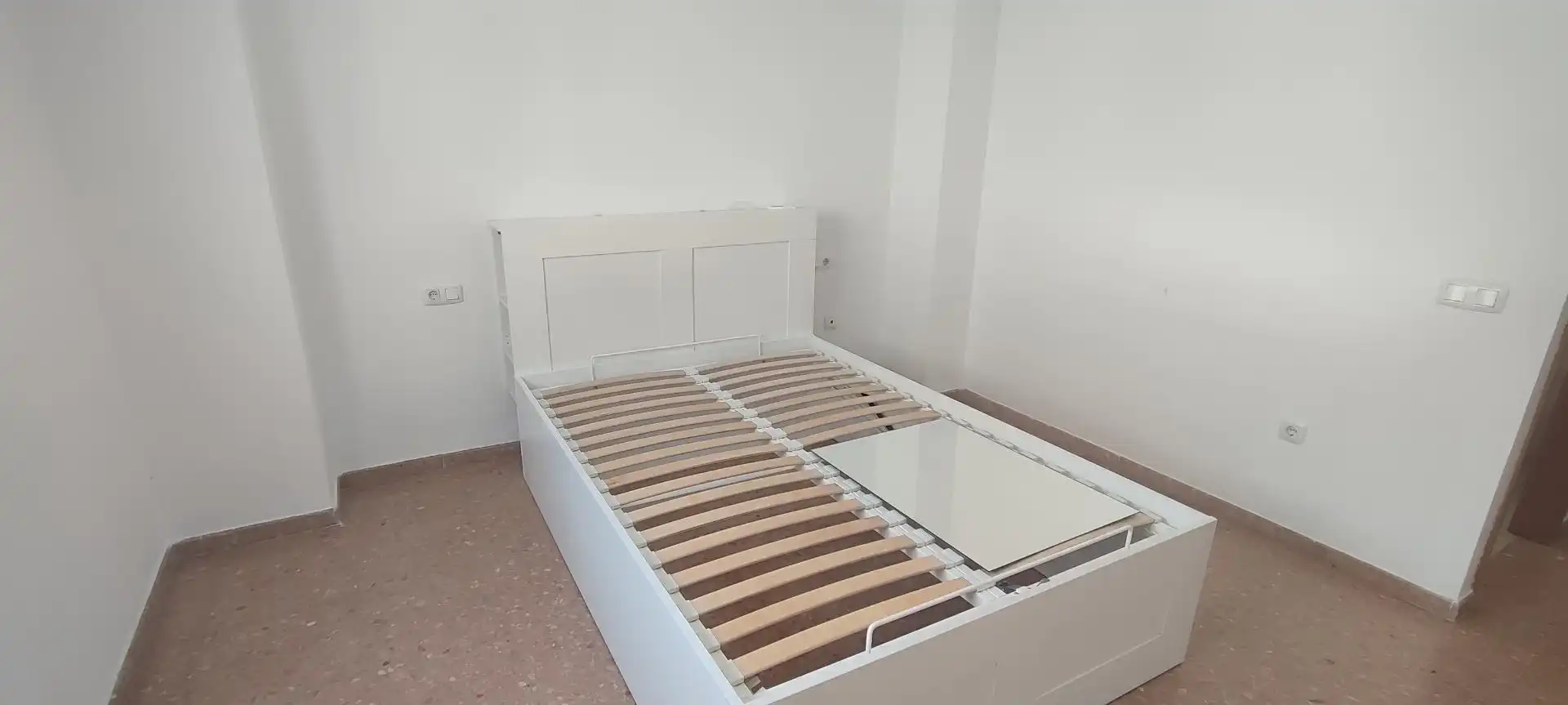 Schlafzimmer von Wohnung zur Miete in Paiporta mit Balkon
