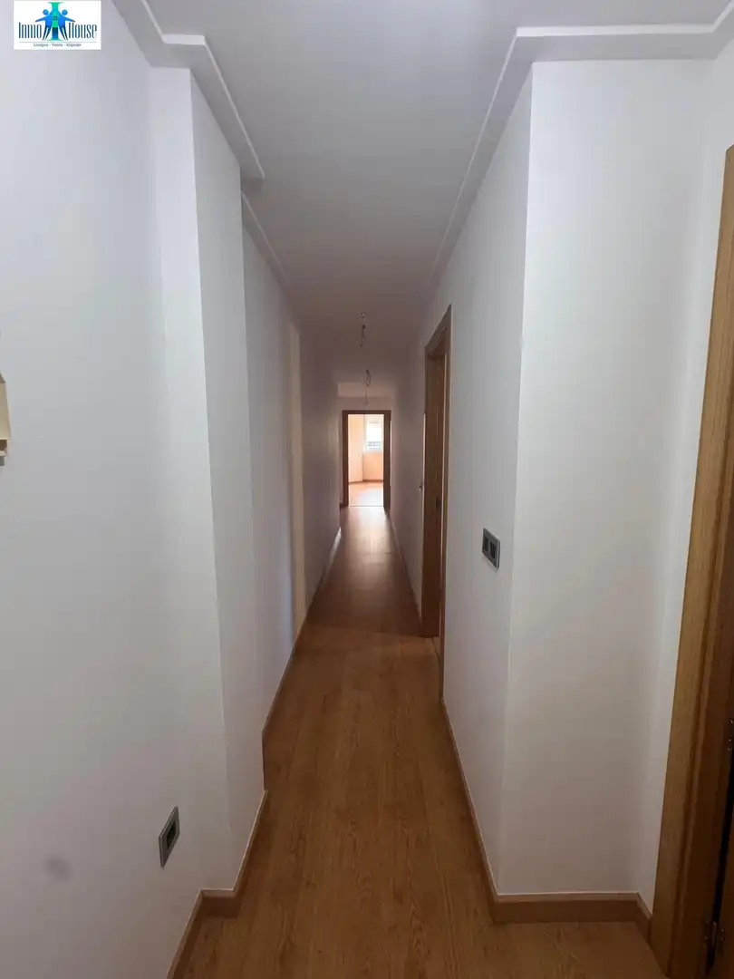 Flat for sale in Albacete  with Air Conditioner, Heating and Storage room