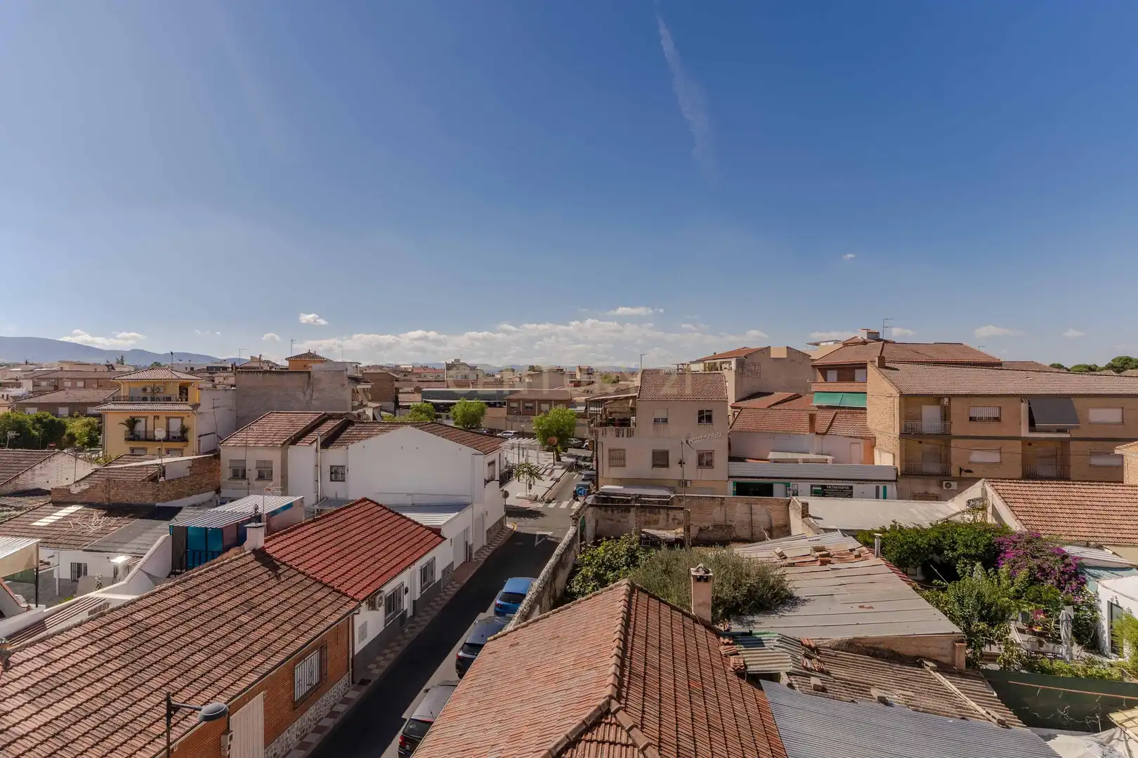 Vista exterior de Casa o xalet en venda en Avda. De los Ogíjares