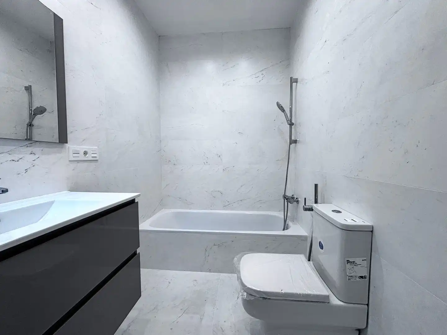 Baño de Casa o chalet en venta en Quintanilla Vivar con Calefacción y Trastero