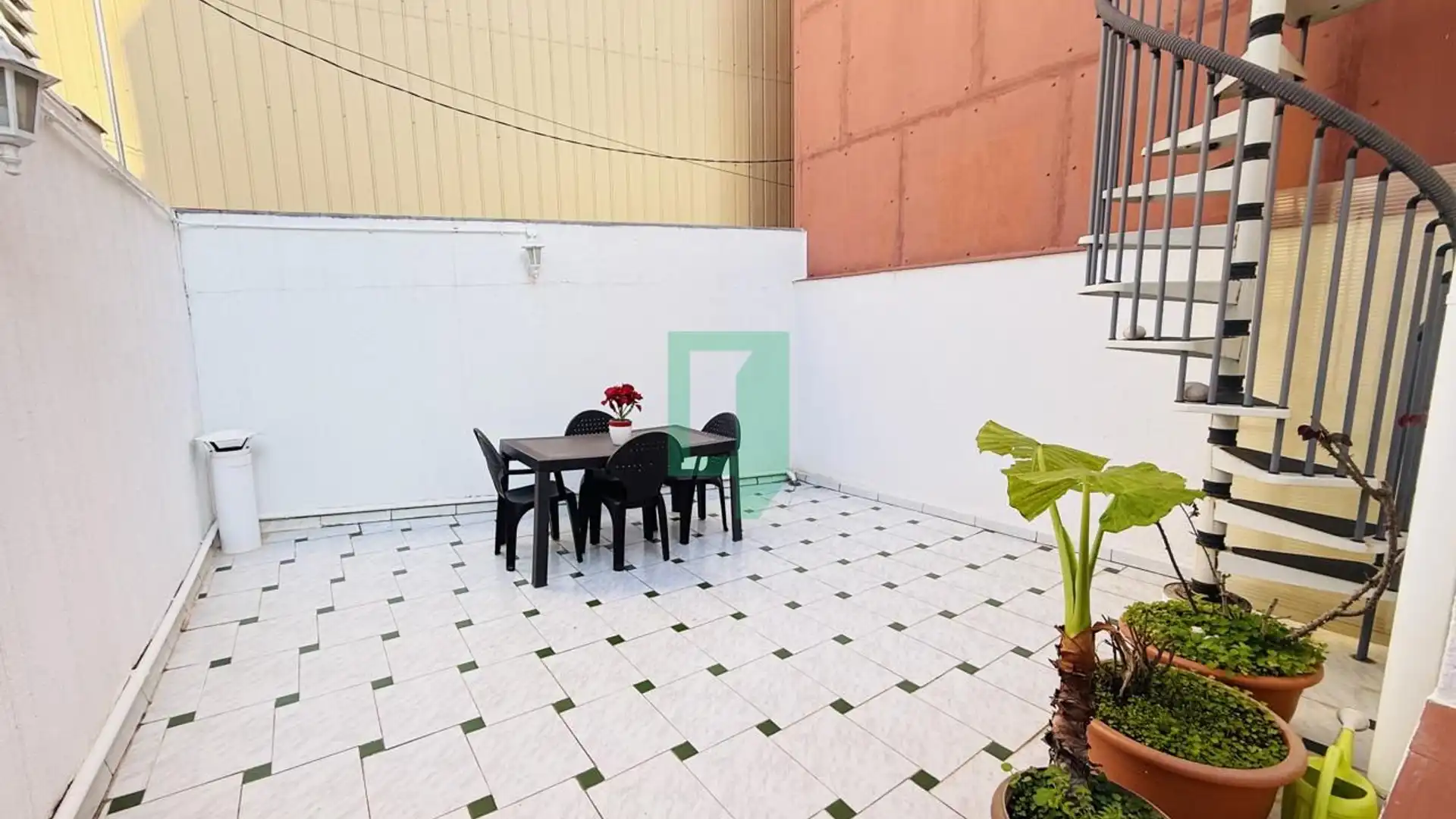 Terrasse von Haus oder Chalet zum Verkauf in Badalona mit Heizung, Parkett und Balkon