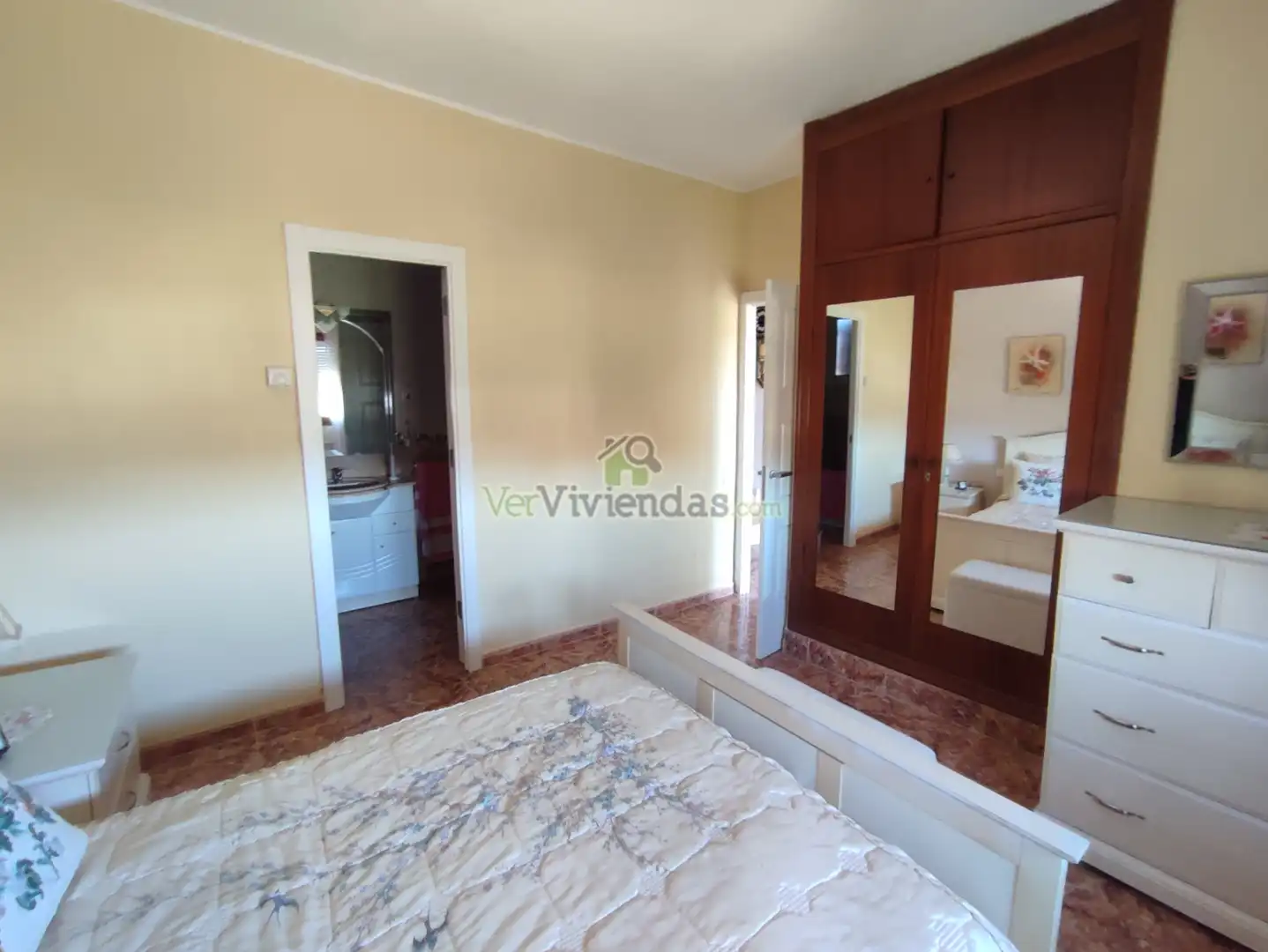 Habitación de Casa o chalet en venta en Vallirana con Calefacción, Jardín privado y Terraza