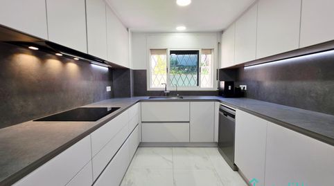 Foto 3 de Casa adosada en venta en Joan Maragall, El Poal, Castelldefels