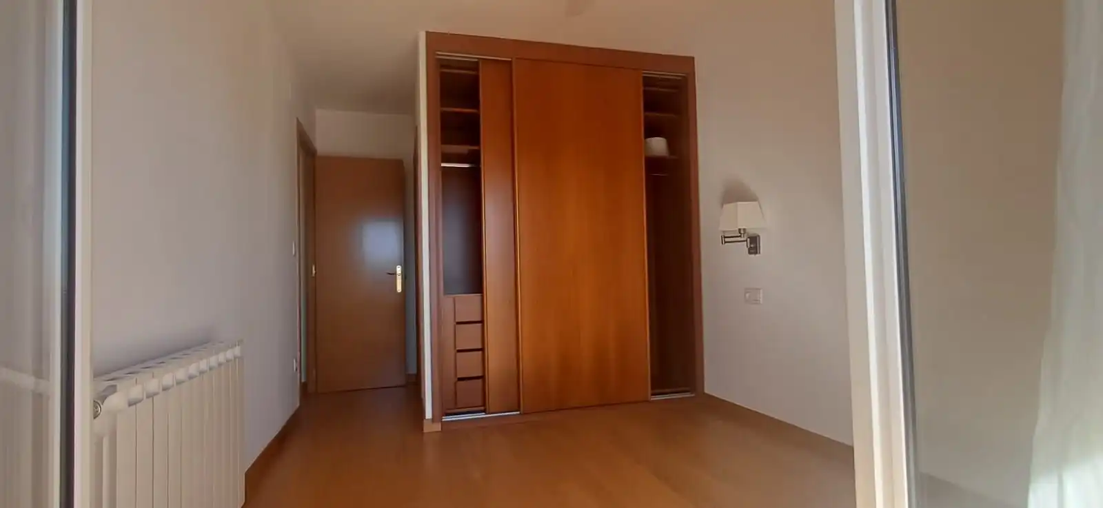 Schlafzimmer von Wohnung zur Miete in Lleida mit Klimaanlage, Heizung und Terrasse