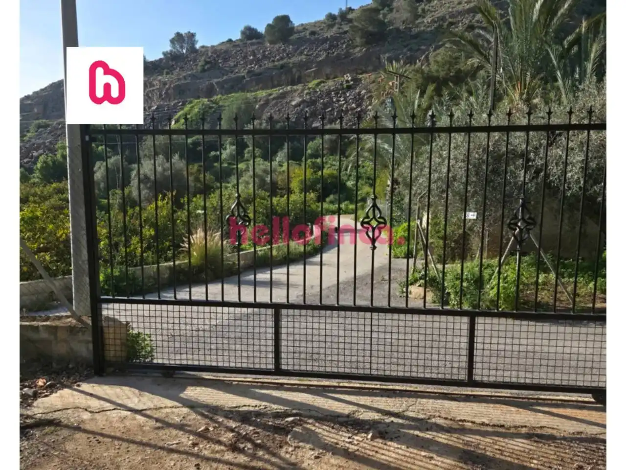 Vista exterior de Finca rústica en venda en Orihuela amb Aire condicionat, Calefacció i Jardí privat