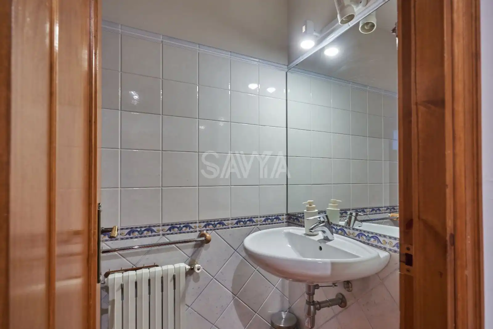 Bany de Casa o xalet en venda en Prats i Sansor amb Calefacció, Jardí privat i Terrassa