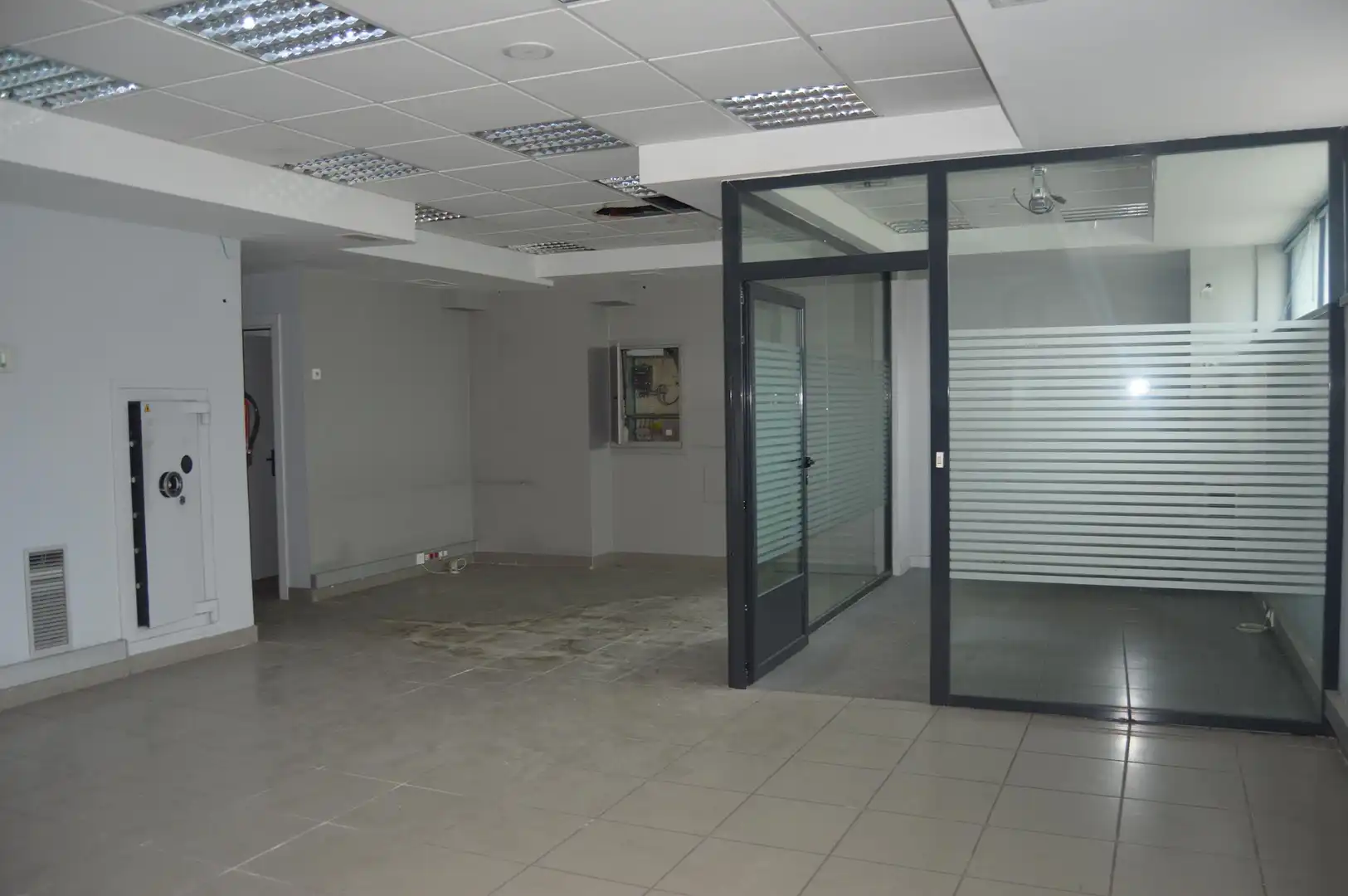 Local comercial en venda a C/ Egetiaga Uribarri Kalea, imagen 4