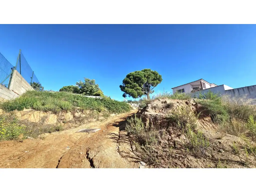 Wohnbaugrundstück zum Verkauf in Calle Emporda (P.P. I) 13, imagen 6