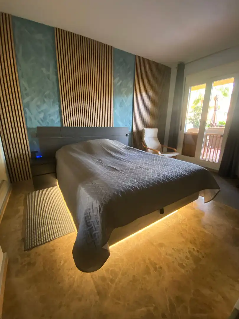 Schlafzimmer von Wohnungen zum Verkauf in Marbella mit Klimaanlage, Terrasse und Möbliert