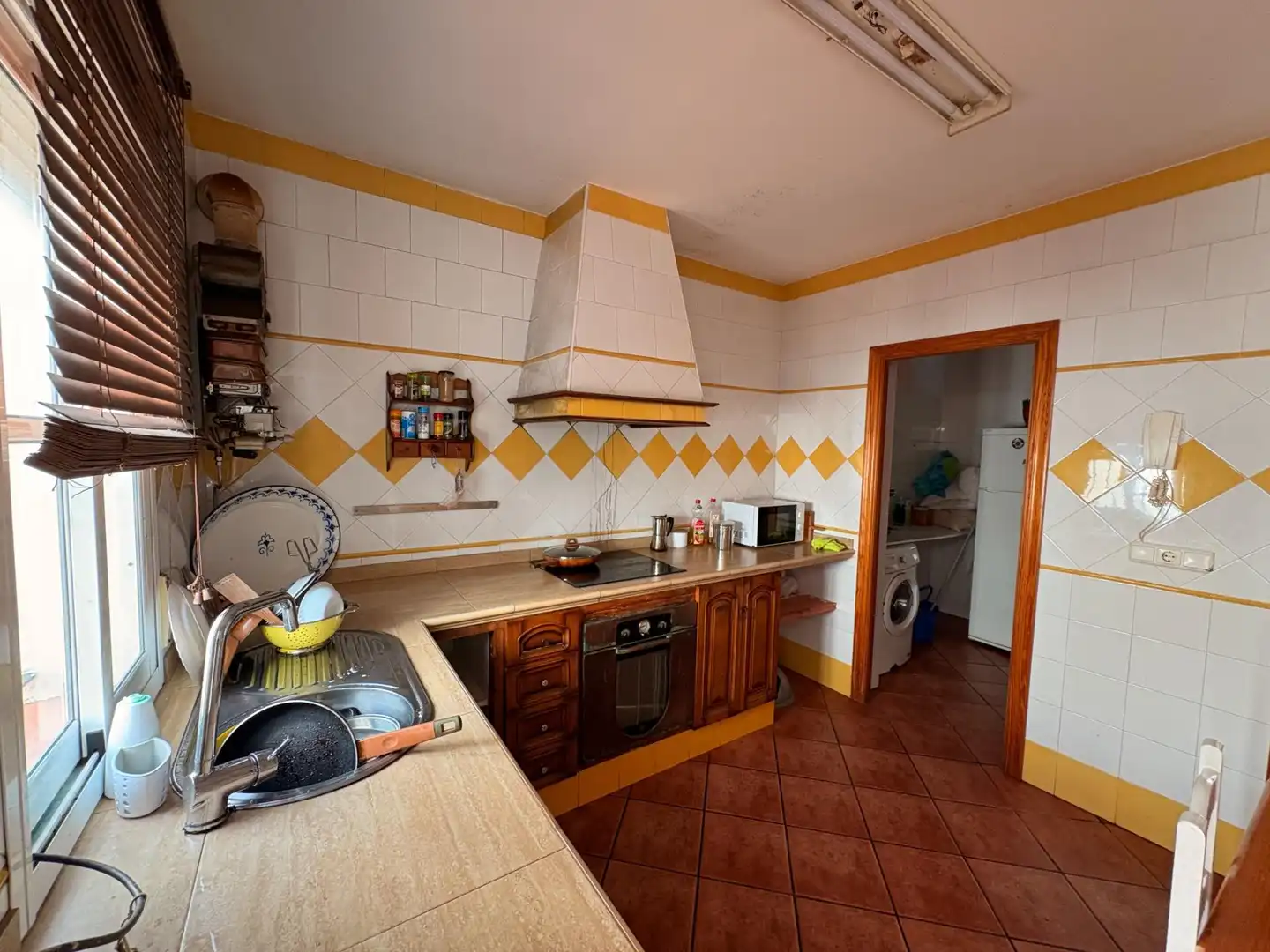 Cuina de Casa o xalet en venda en Ayamonte amb Aire condicionat, Jardí privat i Terrassa