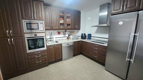 Foto 5 de Casa adosada en venda a Calle Ramón Gómez de la Serna, Los Hueros, Villalbilla