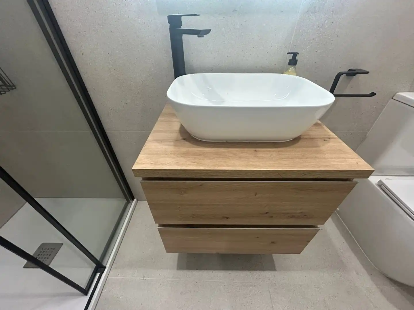 Bathroom of Flat for rent in Tarragona  with Air Conditioner, Heating and Furnished