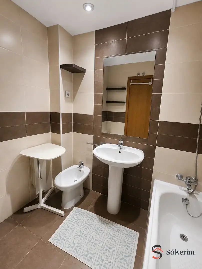 Baño de Piso en venta en Alameda de la Sagra con Aire acondicionado, Calefacción y Trastero
