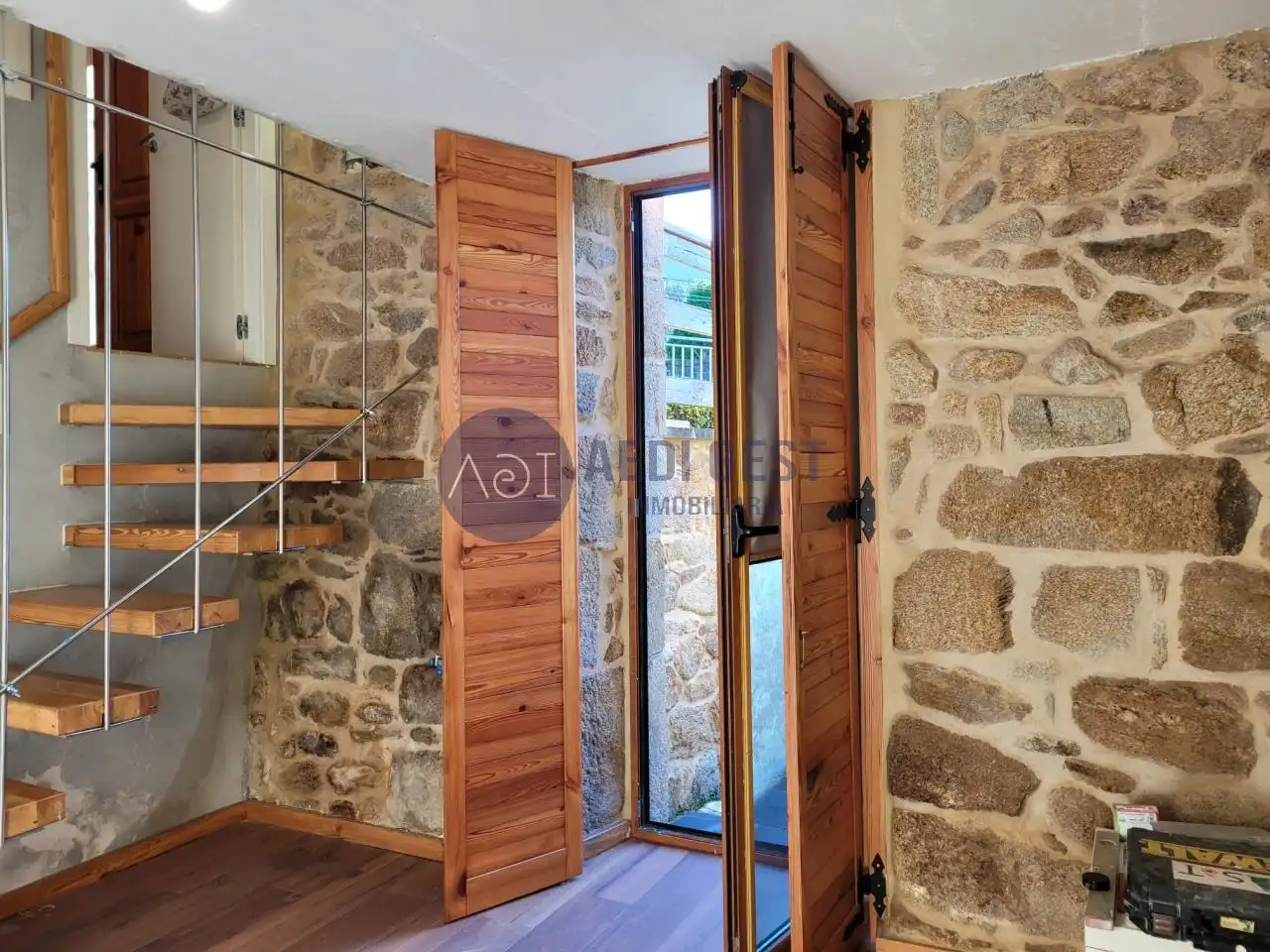 Houses for sale in Oia  with Heating, Private garden and Furnished