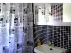 Baño de Casa o chalet de alquiler en Cobisa con Aire acondicionado, Calefacción y Jardín privado