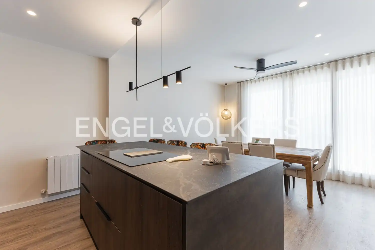 Küche von Wohnung zum Verkauf in Valencia mit Klimaanlage, Heizung und Terrasse