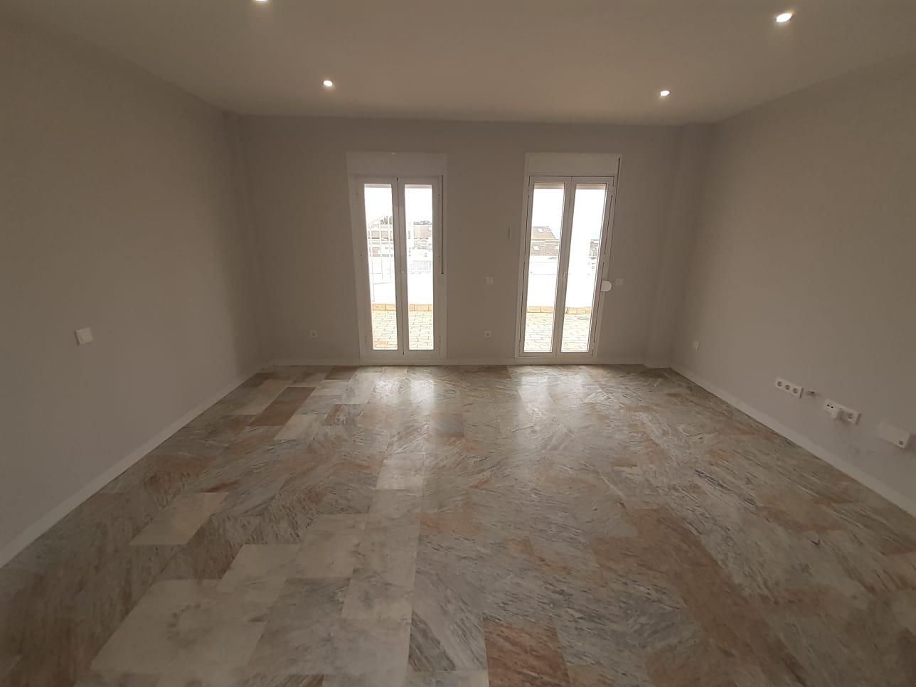 Attic for sale in Dos Hermanas  with Air Conditioner, Parquet flooring and Terrace