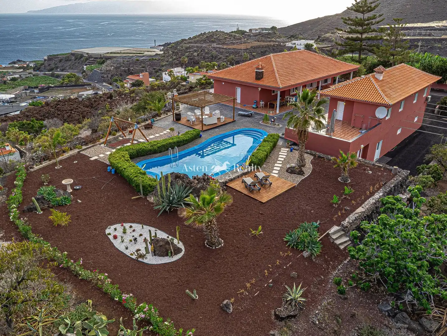 Jardín de Casa o chalet en venta en Santiago del Teide con Aire acondicionado, Calefacción y Piscina