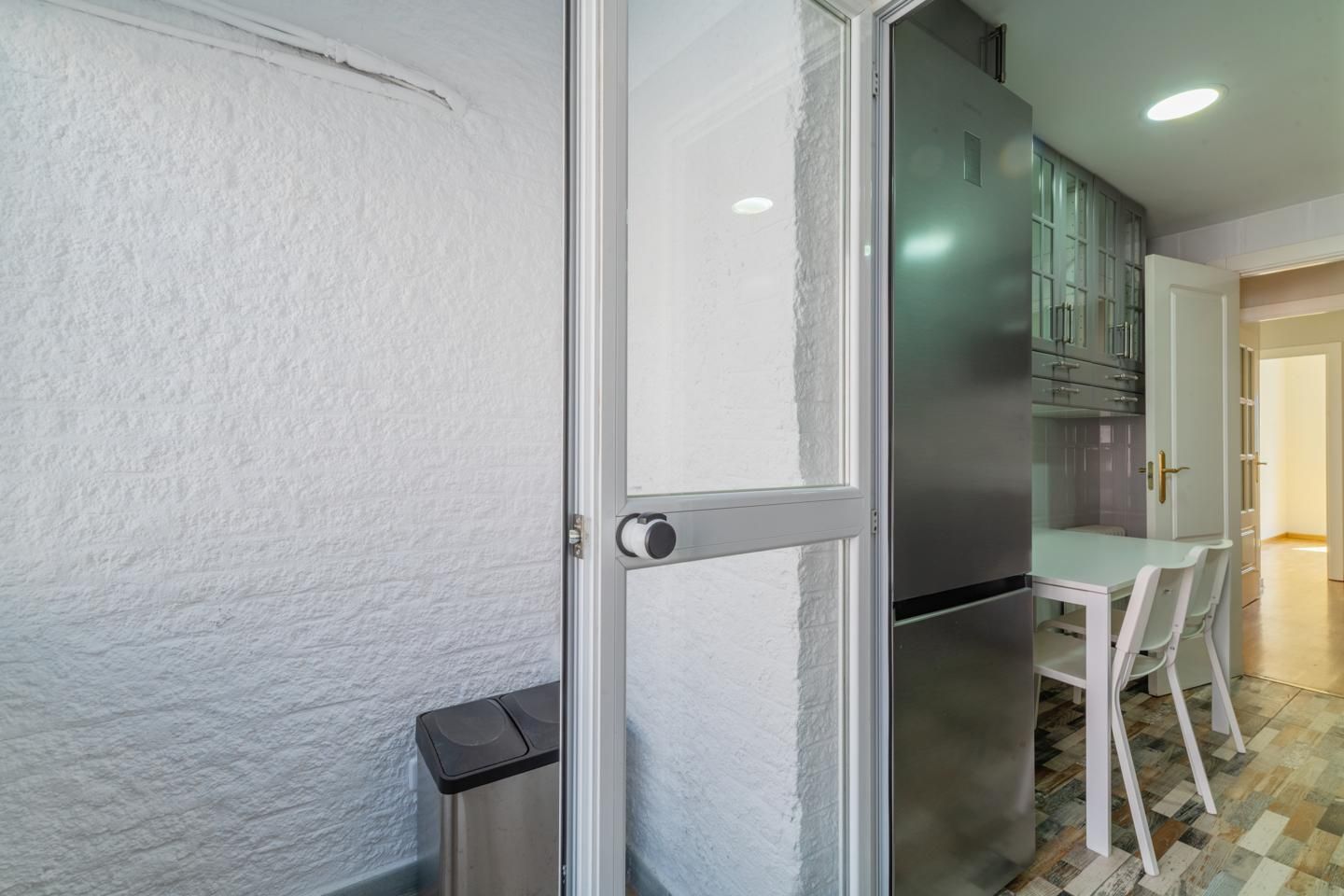 Flat for sale in  Madrid Capital  with Air Conditioner, Heating and Swimming Pool