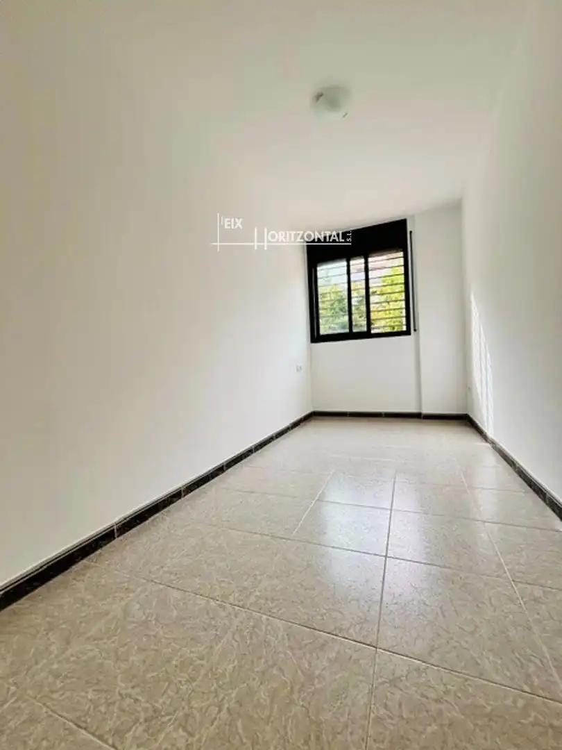 Bedroom of Flat for rent in Sabadell  with Heating