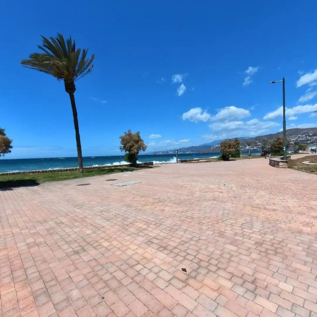 Vista exterior de Apartamento en venta en Salobreña con Aire acondicionado, Jardín privado y Terraza