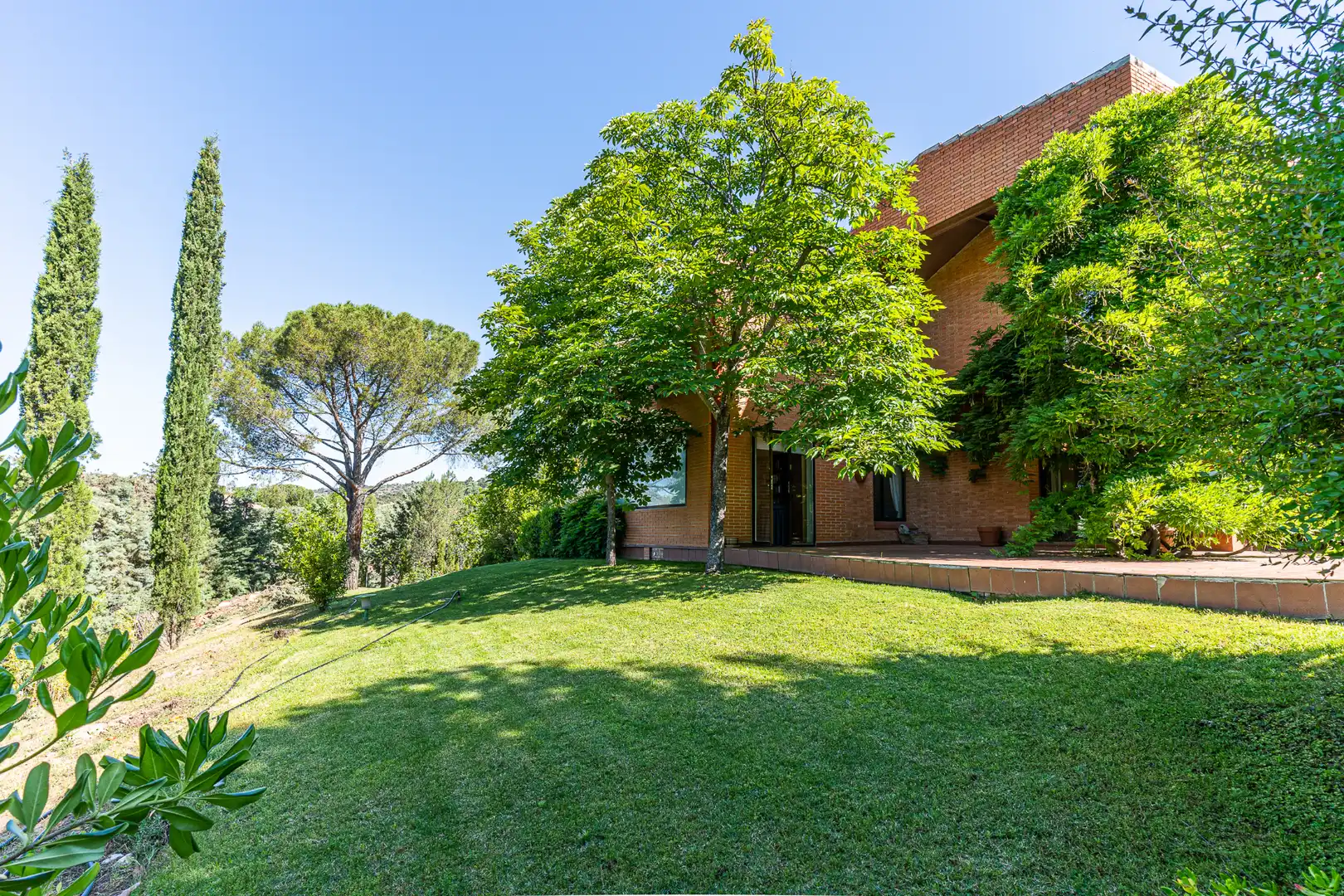 Exterior view of Houses for sale in Las Rozas de Madrid  with Heating and Private garden