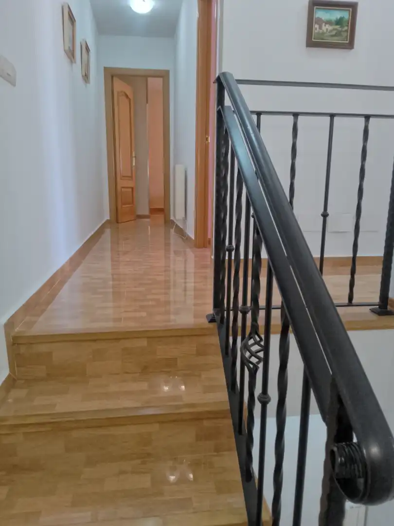 Casa o xalet de lloguer en Escalona amb Aire condicionat, Jardí privat i Terrassa