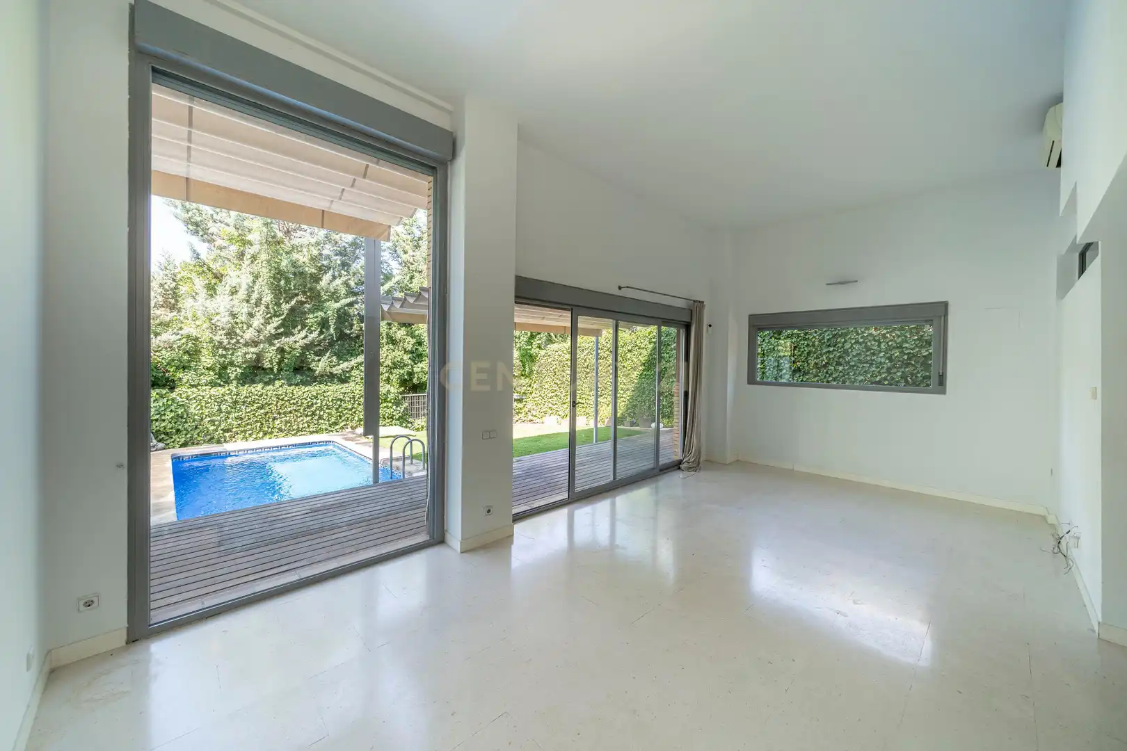 Jardí de Casa o xalet en venda en Pozuelo de Alarcón amb Aire condicionat, Jardí privat i Piscina