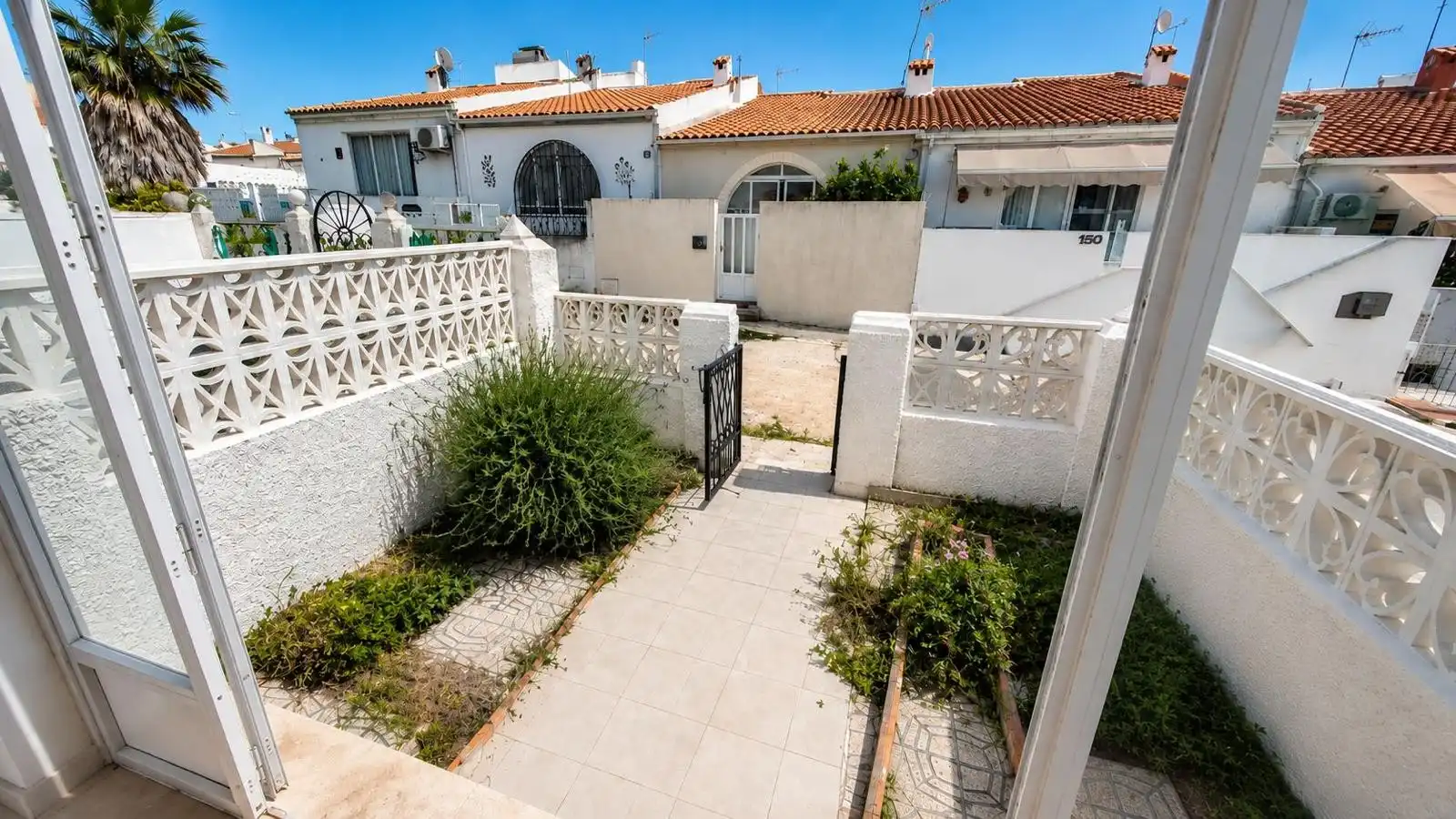 Jardín de Casa adosada en venta en Torrevieja con Amueblado, Horno y TV