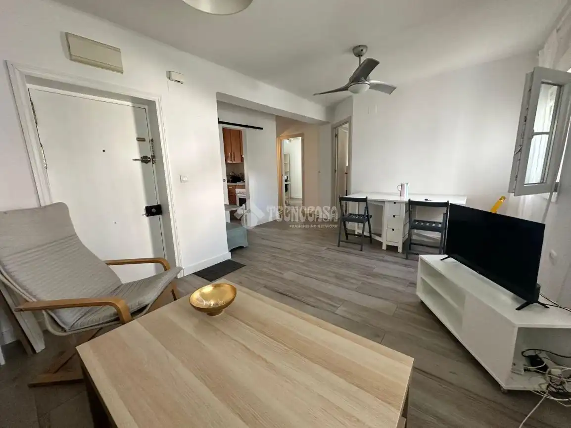 Sala d'estar de Pis de lloguer en Sevilla amb Aire condicionat