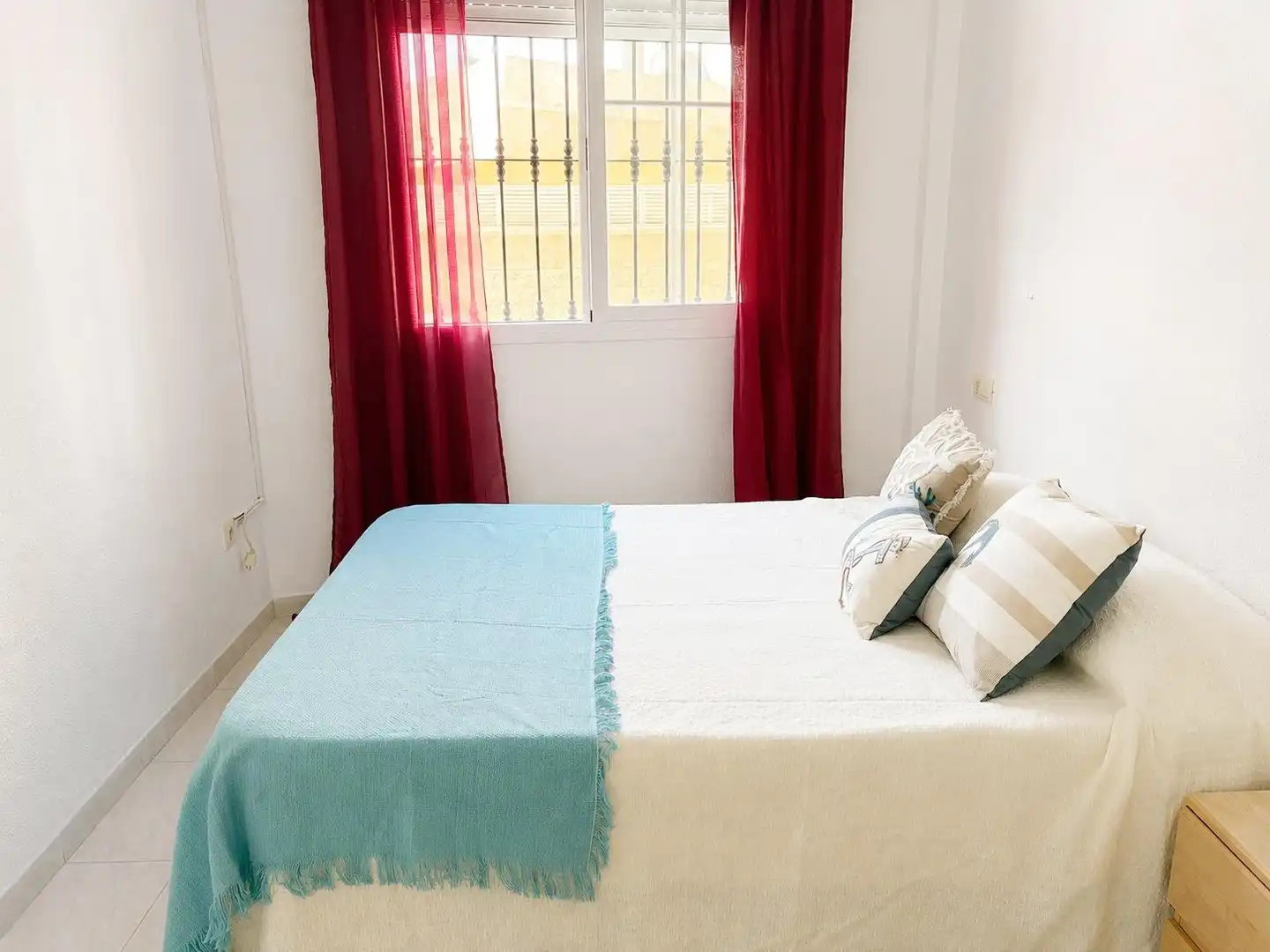 Bedroom of Ground floor for sale in Roquetas de Mar  with Furnished
