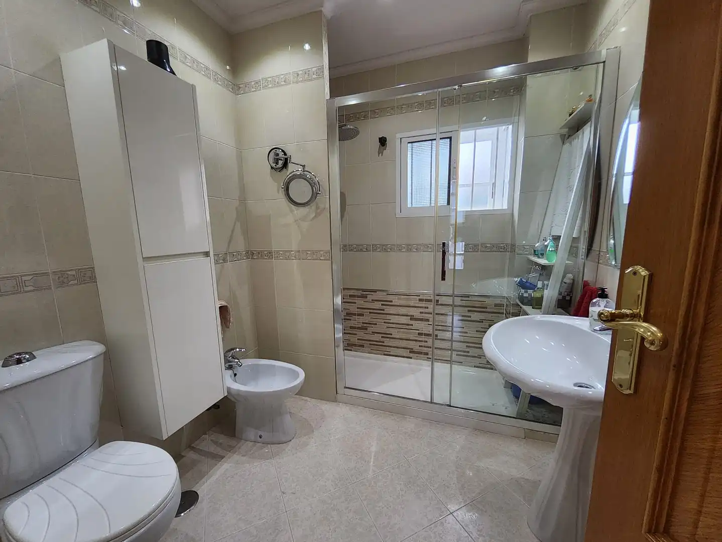 Bathroom of Houses for sale in San Vicente del Raspeig / Sant Vicent del Raspeig  with Storage room, Swimming Pool and Community pool