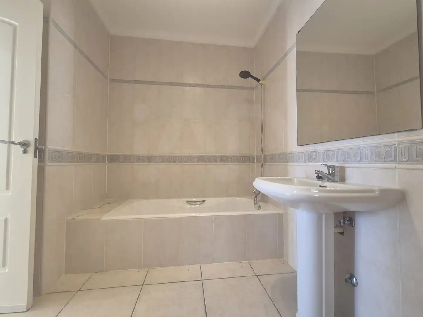 Bathroom of Flat for sale in Dénia  with Air Conditioner, Terrace and Swimming Pool