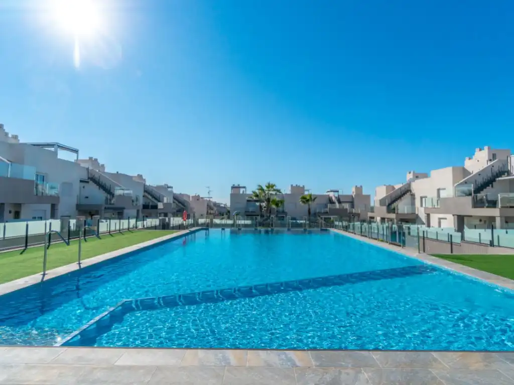 Apartamento con piscina en venta en Calle Gines Saura Sanchez, imagen 24