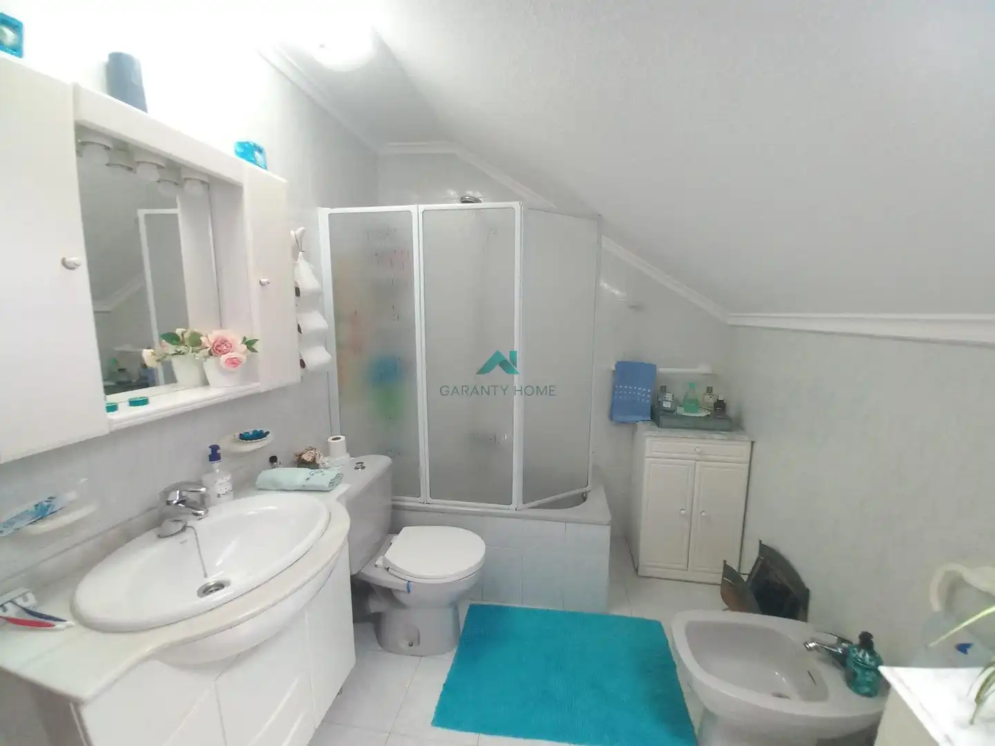 Bathroom of Attic for sale in Bárcena de Cicero  with Storage room, Furnished and Community pool