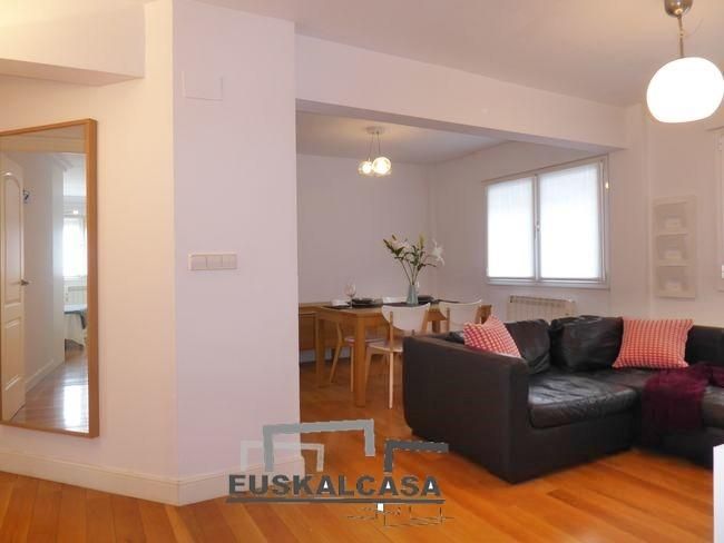 Living room of Flat for sale in Bilbao   with Heating