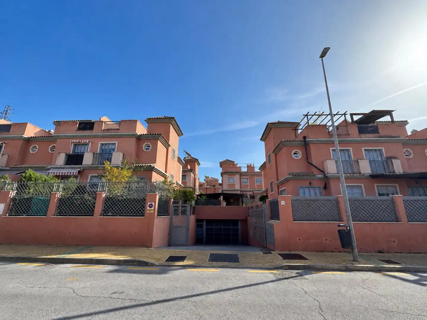 Casa amb piscina en venda a Calle Pepa Flores Marisol 30, imagen 11