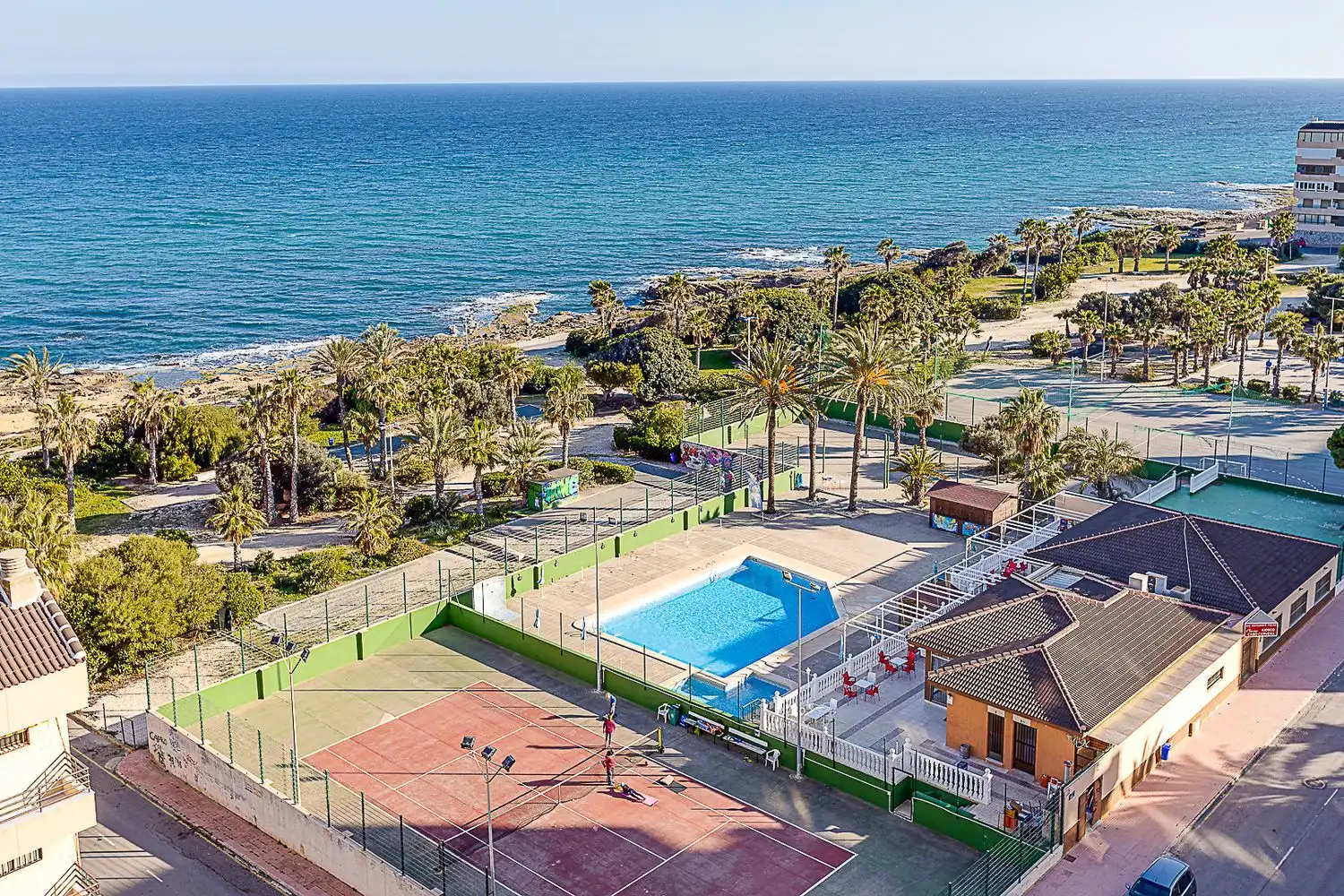 Piscina de Ático en venta en Torrevieja con Amueblado