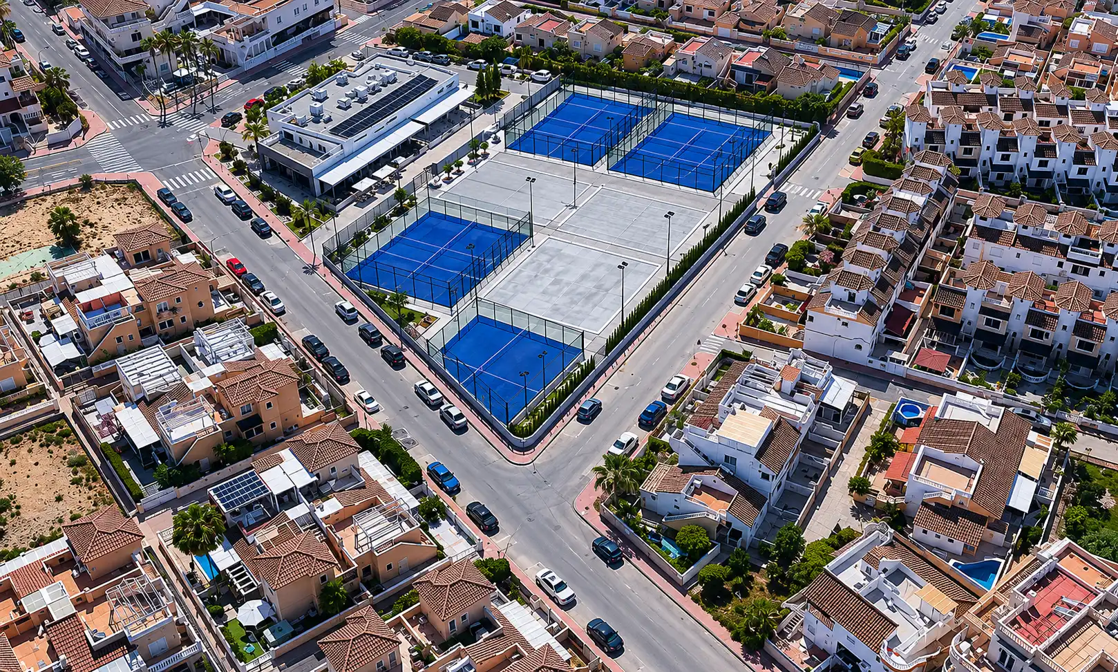 Vista exterior de Casa adosada en venta en Orihuela con Aire acondicionado, Terraza y Trastero
