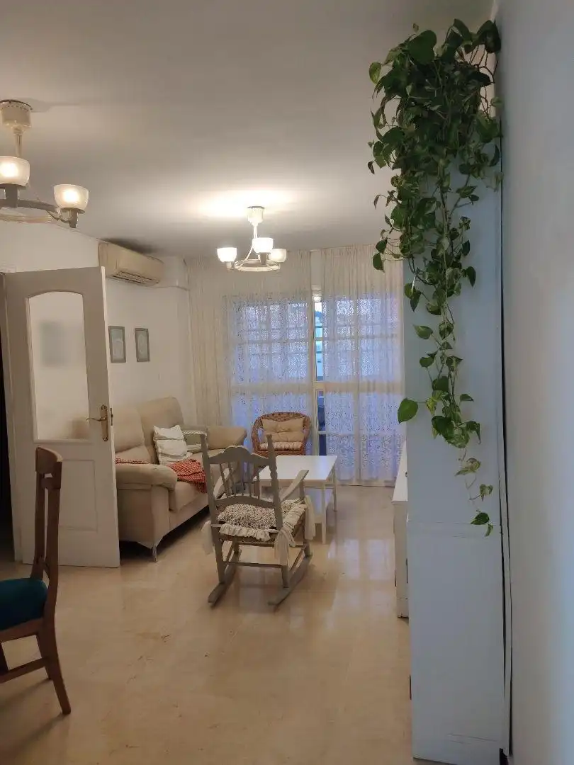Fotografía del inmueble reportado: 1.200 €/mes — El Molinillo – Capuchinos, Málaga