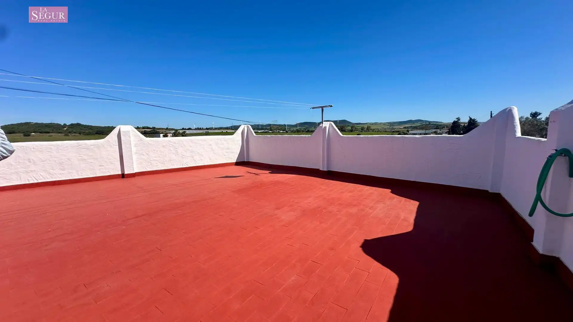 Terrassa de Casa o xalet en venda en Conil de la Frontera amb Jardí privat, Terrassa i Piscina