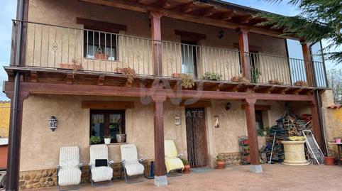 Photo 2 of House or chalet for sale in  Calle San Rafael 20, 20, Villaquilambre, León