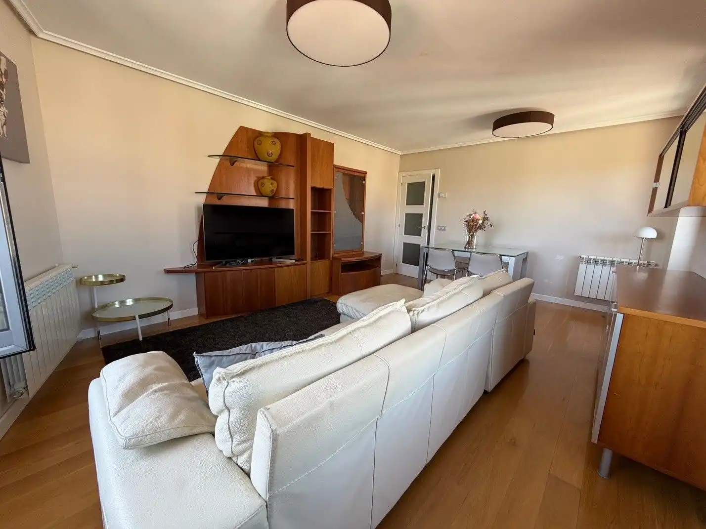 Living room of Flat for sale in Avilés  with Heating, Parquet flooring and Storage room