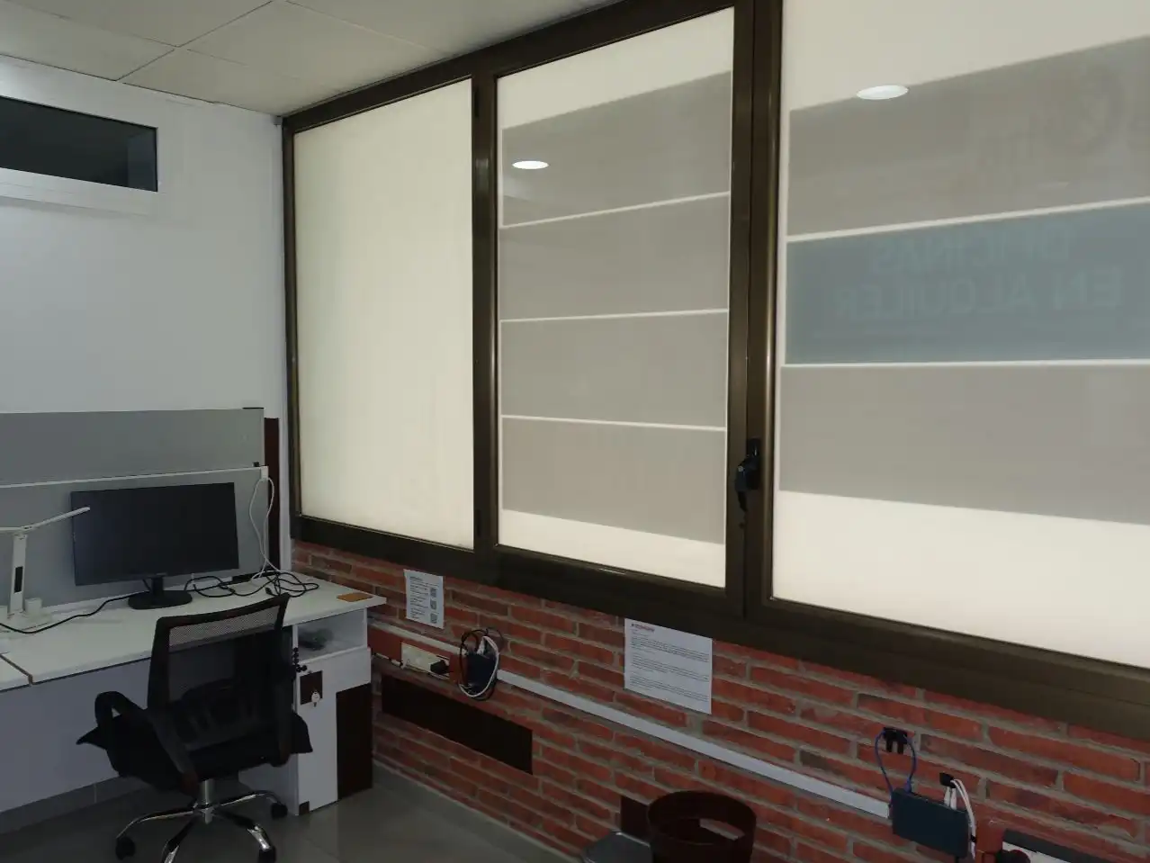 Büro zur Miete in Barcelona mit Klimaanlage, Heizung und Möbliert