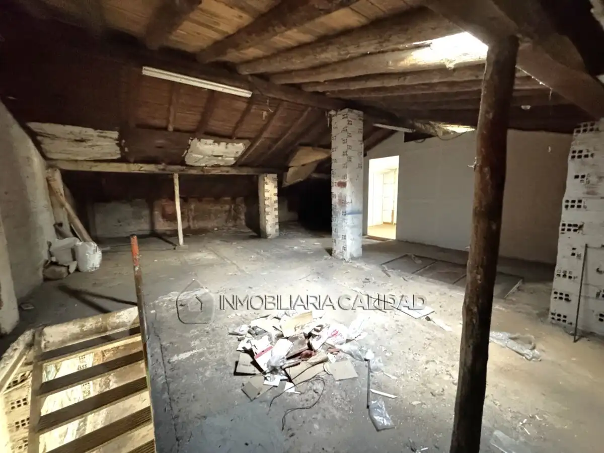 Casa o xalet en venda en Burgos amb Calefacció